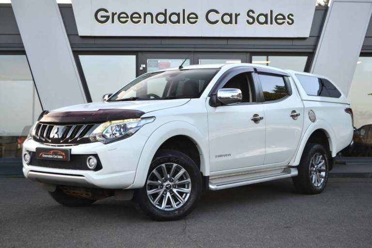 2017 Mitsubishi L200 2.4 L200 Barbarian DI-D 4WD Pickup Diesel Manual