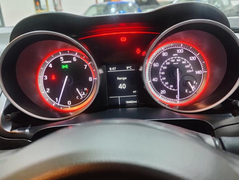 SUZUKI SWIFT; 1.2 PETROL HYBRID; 82BHP; SZ-L; 5 DOOR; MANUAL; WHITE; 57.9 MPG;