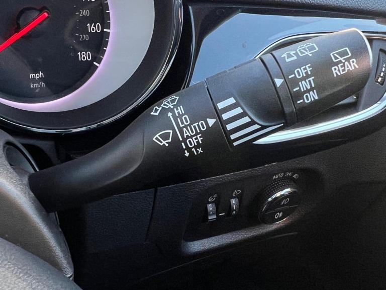 2019 Vauxhall Astra 1.4T 16V 150 Griffin 5dr HATCHBACK PETROL Manual