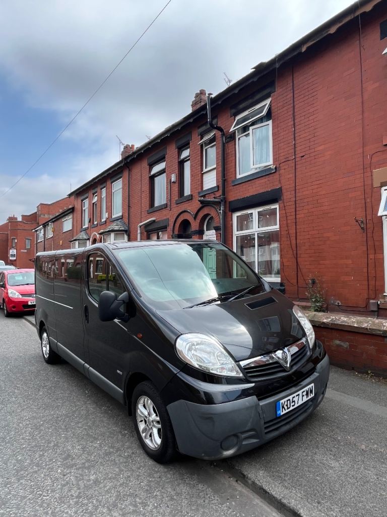 Vauxhall Vivaro Van – Black, Good Condition