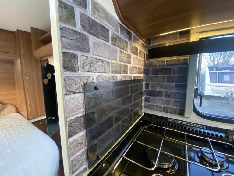 2013 ADRIA ALTEA TRENT 4 BERTH LUXURY TOURING CARAVAN