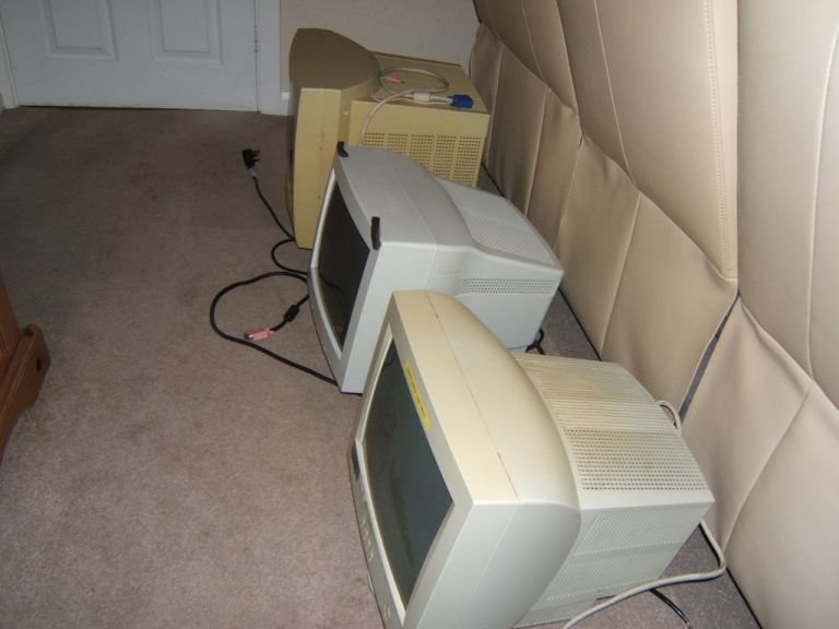 Old School Computer Monitors - 1 Left! 15 Inch Dell, Retro, Vintage, Pre-flat screen, Aug 2000