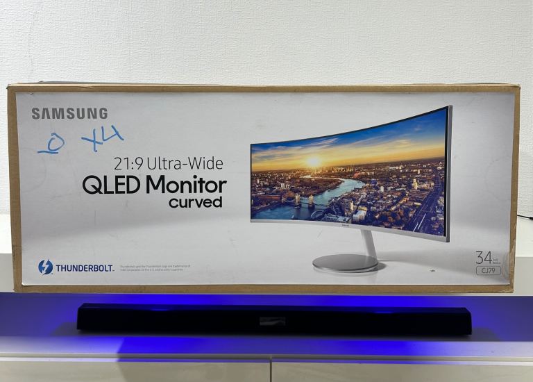 34” Qled Monitor 