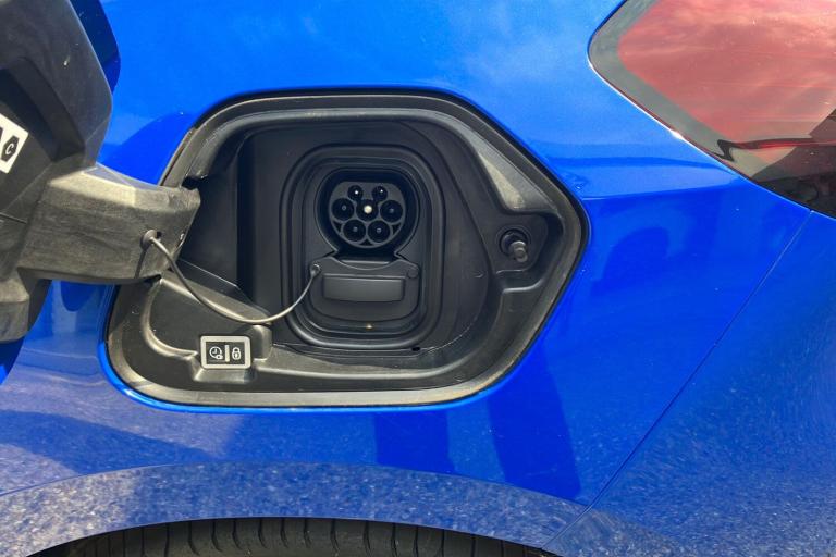  Vauxhall Corsa Electric 50kWh Ultimate Hatchback 5dr Electric Auto 136 ps