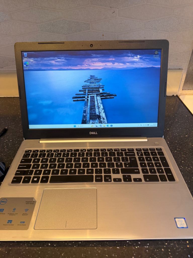 Dell Inspiron 5570 8th gen Laptop