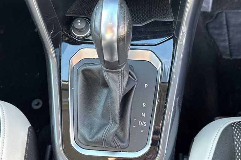 2021 Volkswagen T-Roc 1.5 TSI EVO SEL 5dr DSG HATCHBACK PETROL Automatic