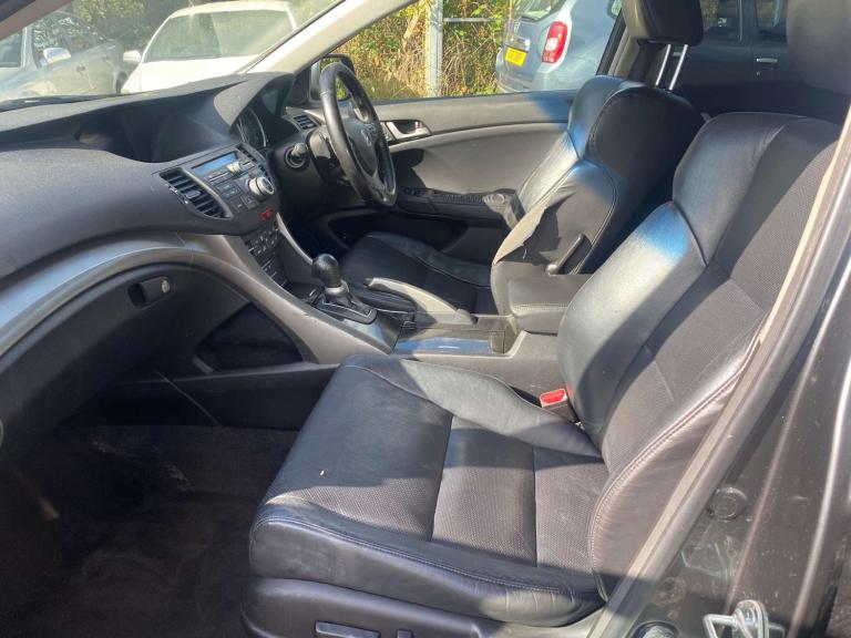 2009 Honda Accord 2.2 Accord EX i-DTec Auto 5dr Estate Diesel Automatic