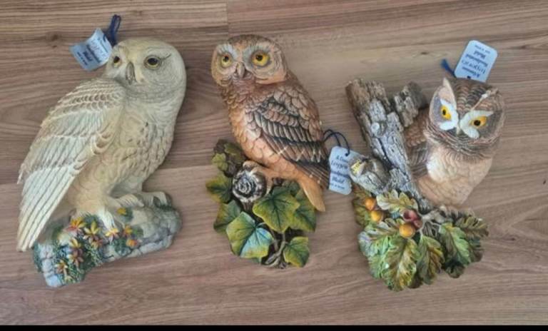 Set of 3 vintage OWLS 1980s legend products chalkware