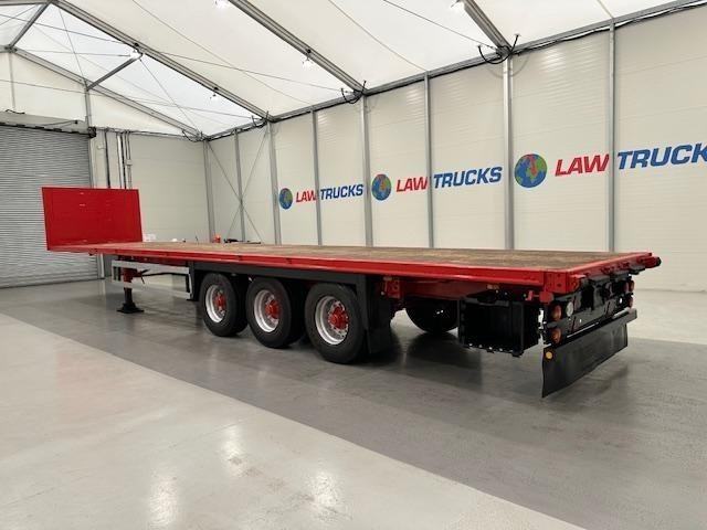 Schmitz Tri Axle Flatbed Trailer