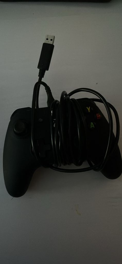 image for Xbox controller works fine *collection only