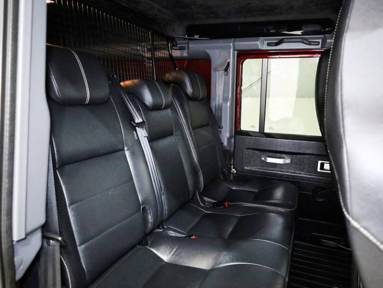 2014 Land Rover Defender XS Utility Wagon TDCi [2.2] PANEL VAN DIESEL Manual