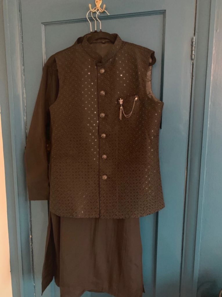Men’s Asian wedding suit sherwani 