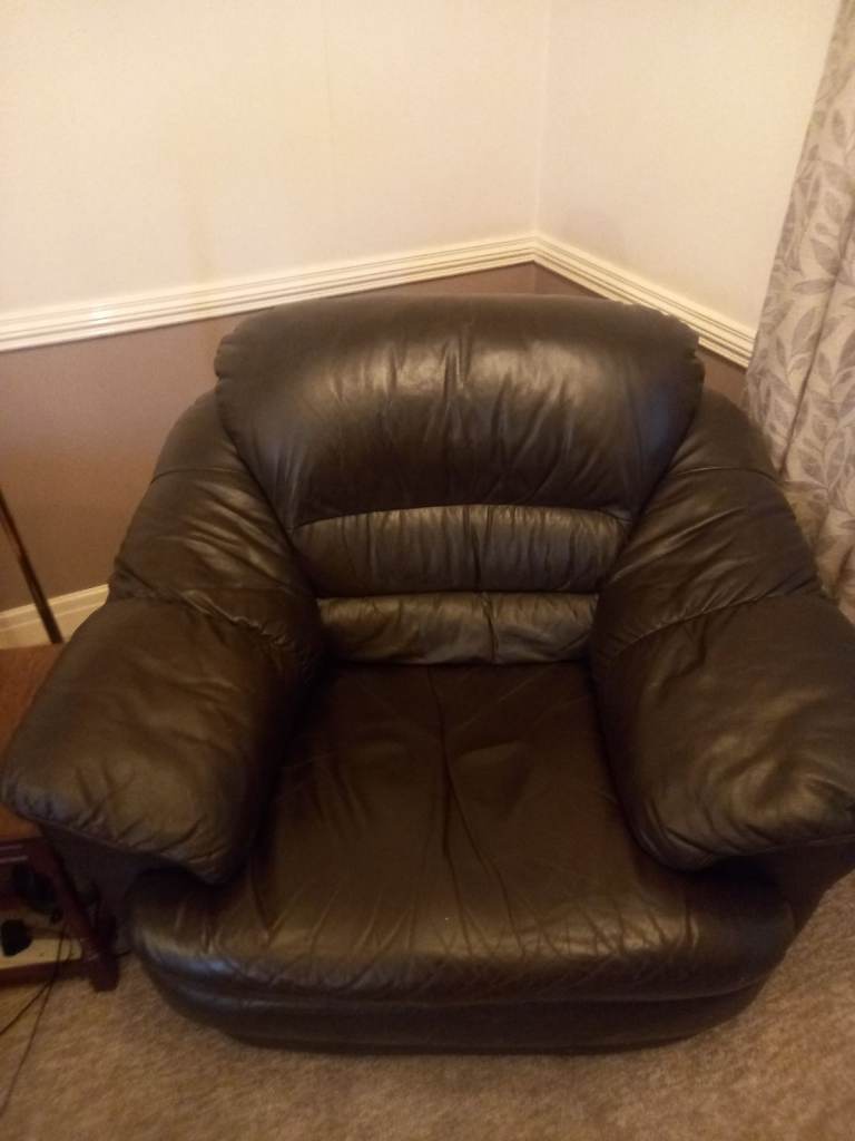 image for Three piece suite 