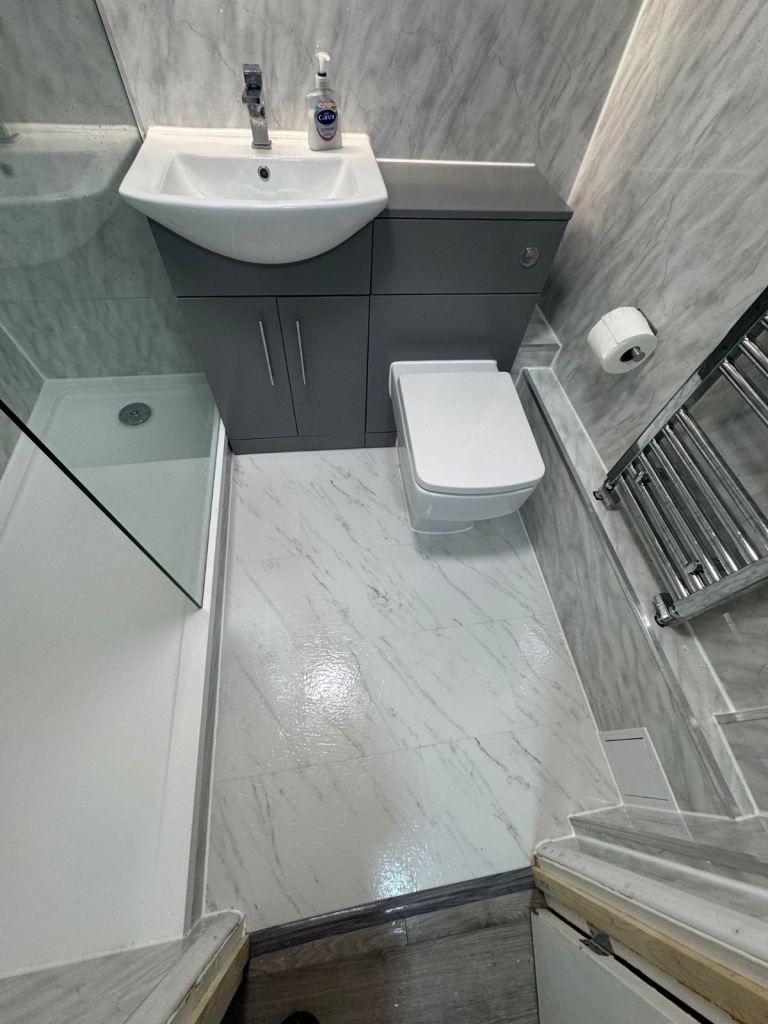 PLUMBER,TILER AND HANDYMAN 