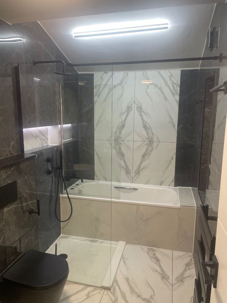 NEWLY REFURBISHED - 3 BED HOUSE - GREENWICH SE10