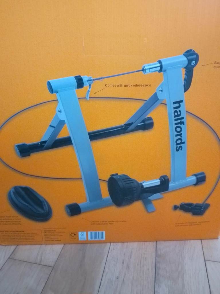 Halfords Turbo Trainer Bike Fitness Trainer 