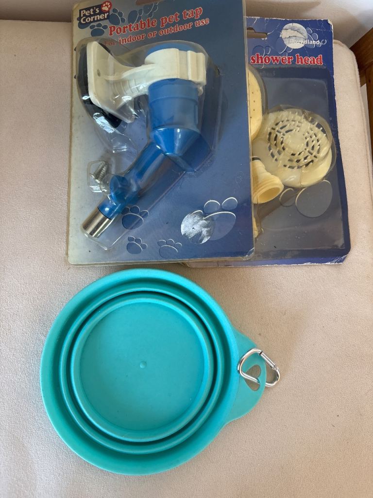 Pet accessories 