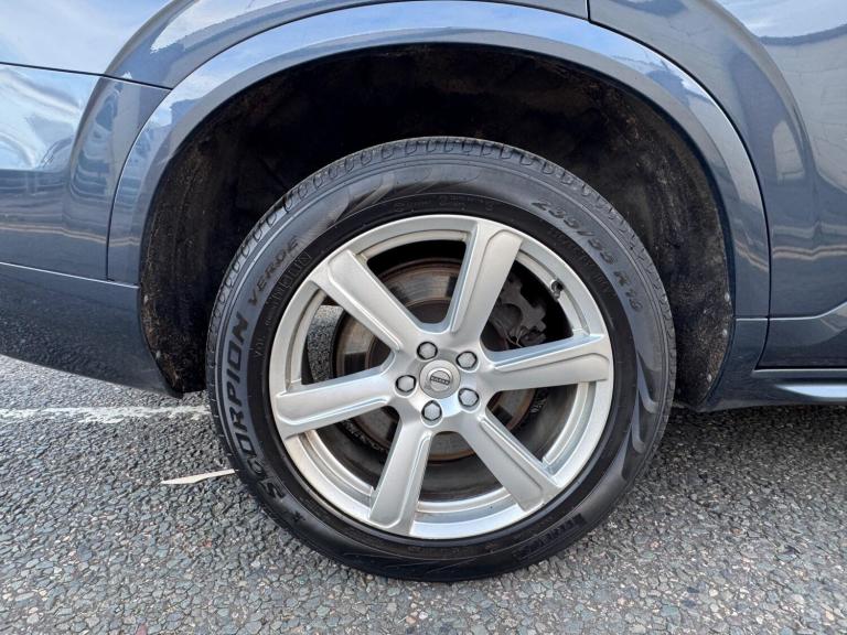 2017 Volvo XC90 2.0 T8 Hybrid Momentum Pro 5dr Geartronic ESTATE PETROL/ELECTRIC Automatic