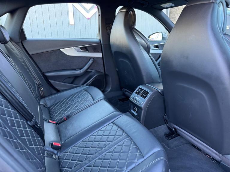 2017 Audi S4 3.0 TFSI V6 Tiptronic quattro Euro 6 (s/s) 4dr SALOON Petrol Automatic