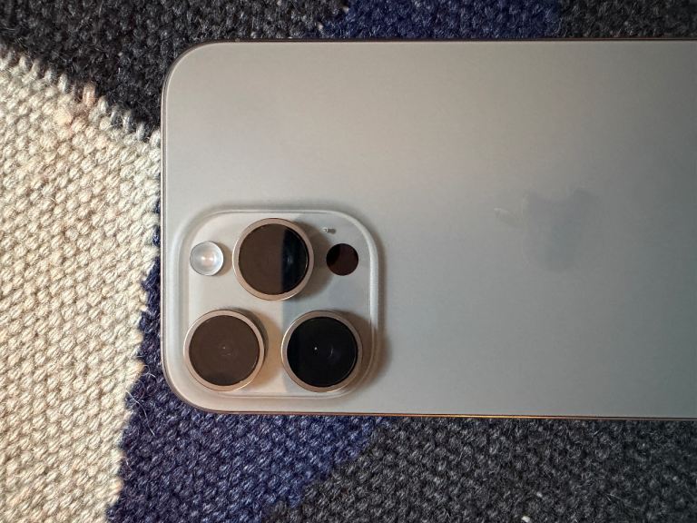 Iphone 15 pro max 256gb natural titanium 