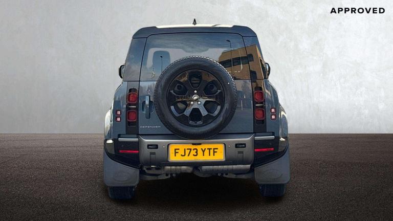 2023 Land Rover Defender 3.0 D250 X-Dynamic SE 110 5dr Auto SUV Diesel Automatic
