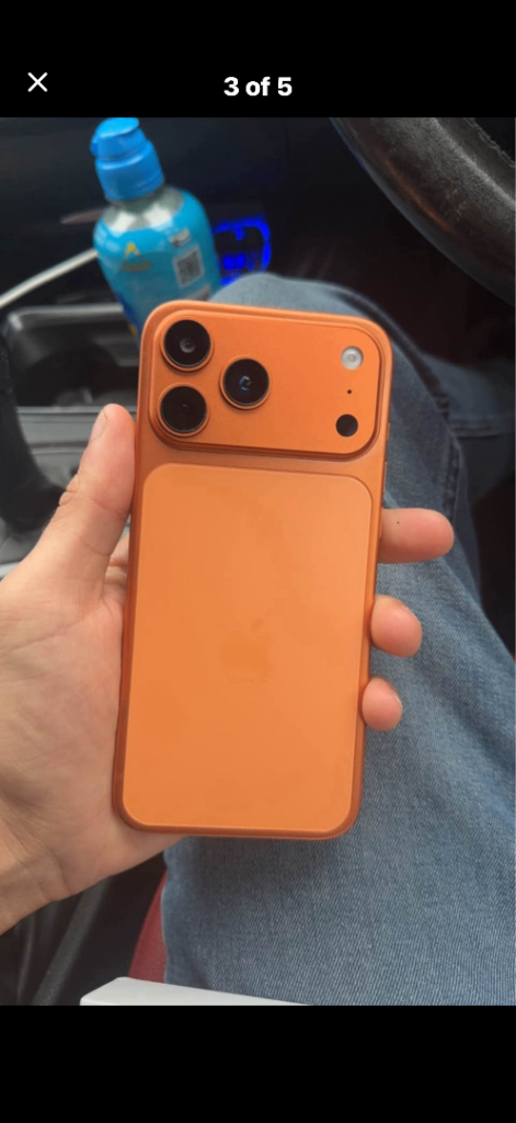 iPhone 17 pro max orange 