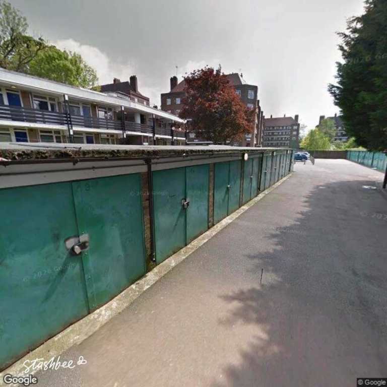Garage to rent in London (SE15) | Stashbee