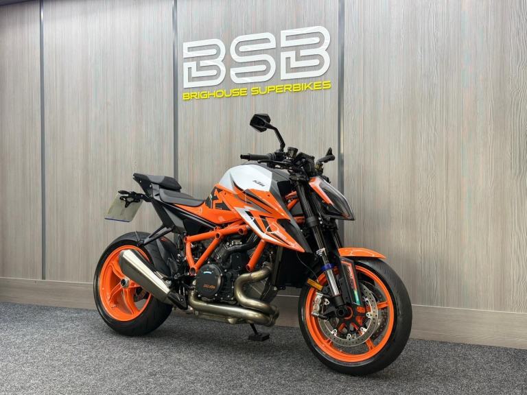 2022 72 KTM 1290 SuperDuke R EVO Euro 5 - LOW MILES