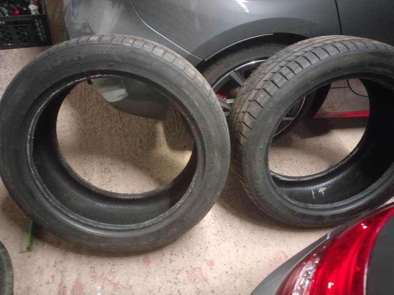 265/45/20 tyres x2