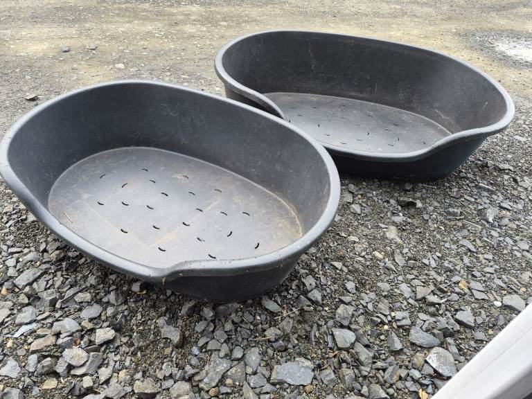 x2 large plastic dog beds, free 