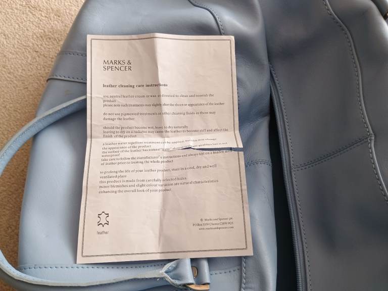 M&S Ladies Leather Holdall - Lilac