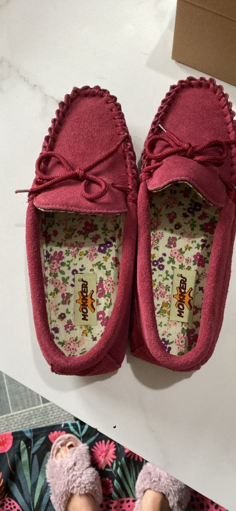 Mokkers slippers brand new 