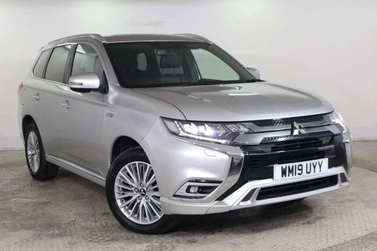2019 Mitsubishi Outlander 2.4h TwinMotor 13.8kWh 4h CVT 4WD Euro 6 (s/s) 5dr ESTATE PETROL/ELECTR...