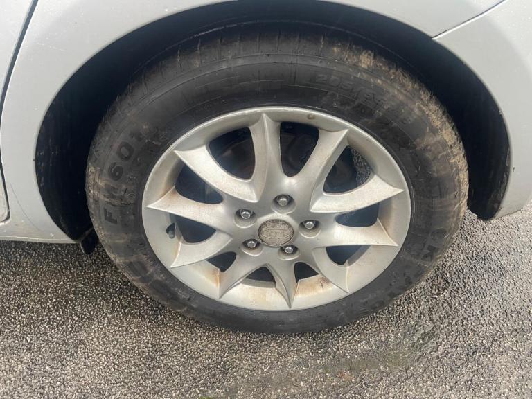 2010 Kia Ceed 1.6 CRDi 1 Euro 4 (s/s) 5dr HATCHBACK Diesel Manual