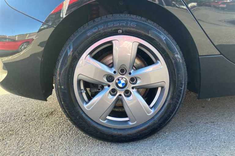 2022 BMW 1 Series 118i [136] SE 5dr [Live Cockpit Professional] HATCHBACK PETROL Manual