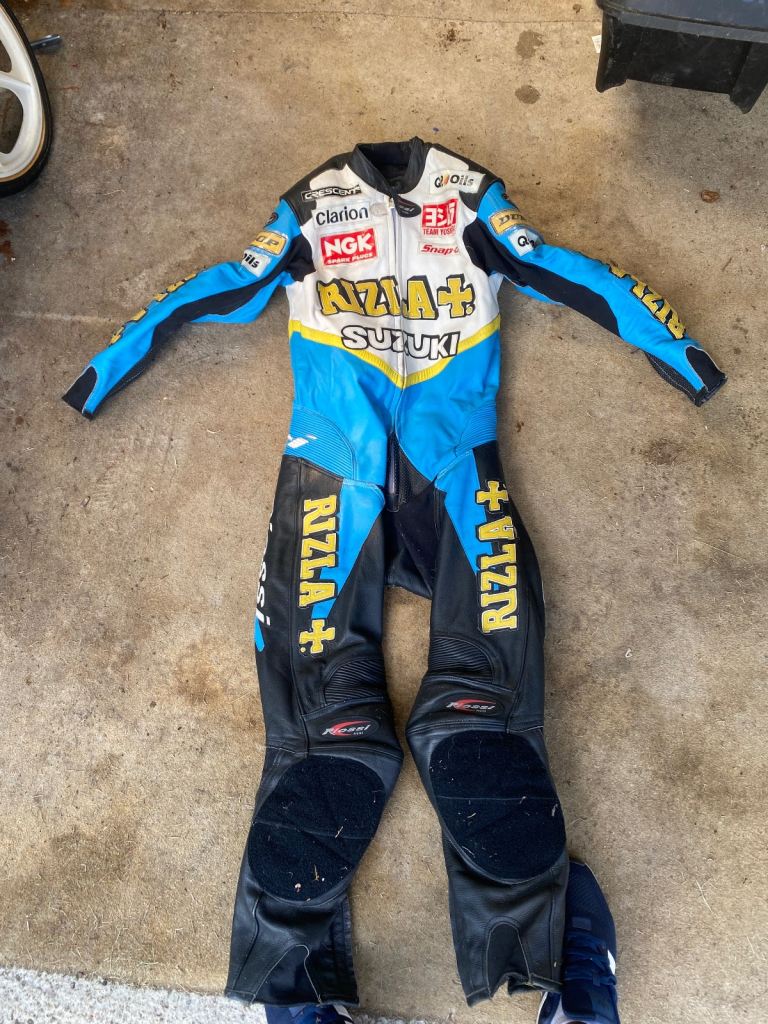 Rizla Suzuki leathers