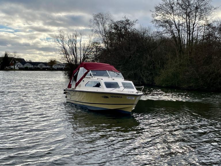Shetland 640 21ft River cruiser, boat 
