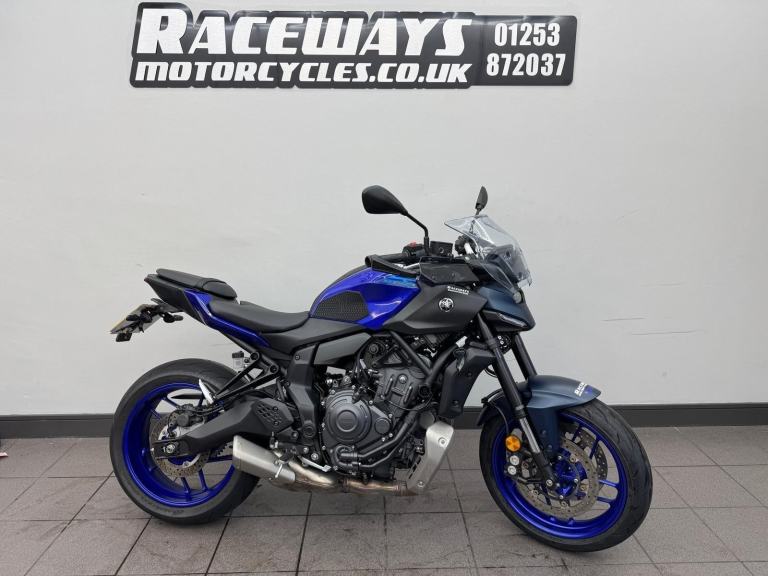 YAMAHA MT-07 BLUE 2025 25REG JUST 769 MILES 690CC EX DEMONSTRATOR