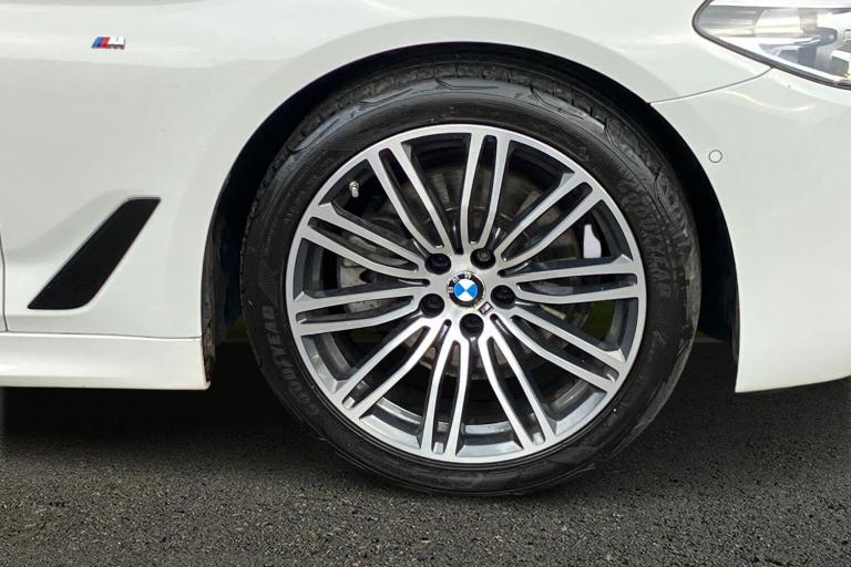 2017 BMW 5 Series 520d M Sport 5dr Auto Estate DIESEL Automatic