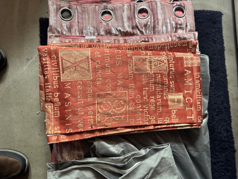 Curtains 4 sets , new, new without tags, and two sets used but in excellent condition, smoke free 