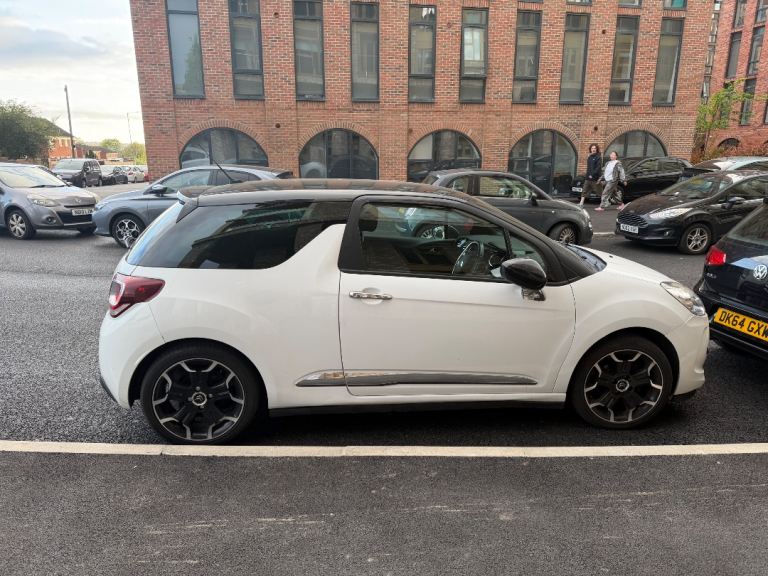 Citroen, DS3, Hatchback, 2015, Manual, 1199 (cc), 3 doors