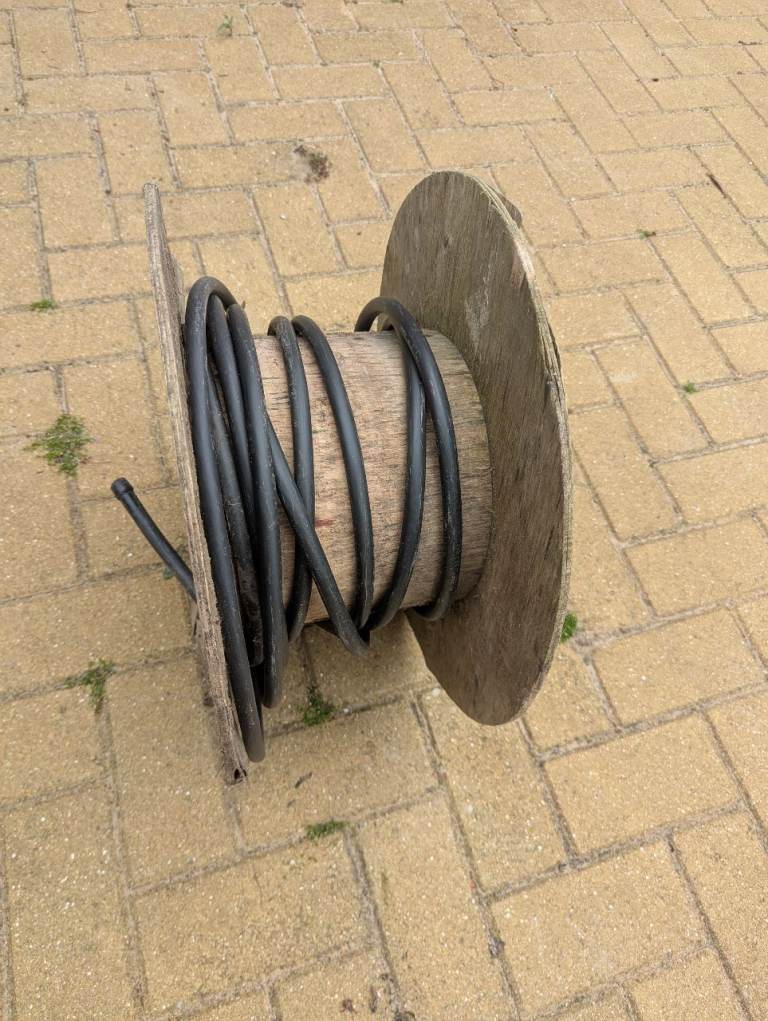 Armoured electrical cable 600/1000v BS5467 3×2.5mm²