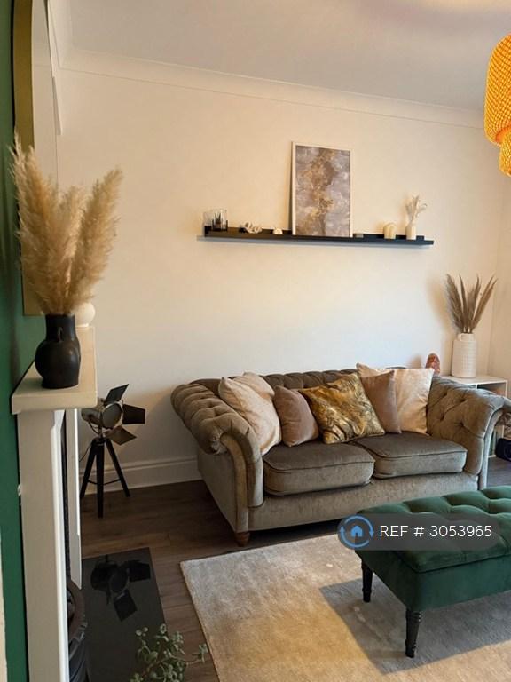 2 bedroom house in Ingram Road, Sheffield, S2 (2 bed) (#3053965)