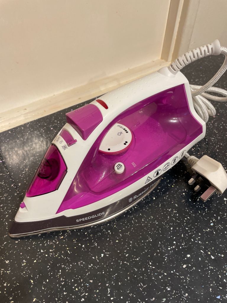 RUSSELL HOBBS Iron Speedglide