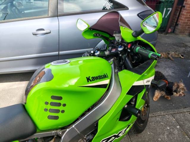 Kawasaki, Ninja ZX9R, 2003/2004 899 (cc) | in Bolton, Manchester