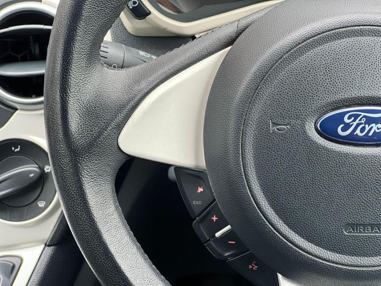 2013 Ford Ka 1.2 Zetec 3dr [Start Stop] HATCHBACK PETROL Manual