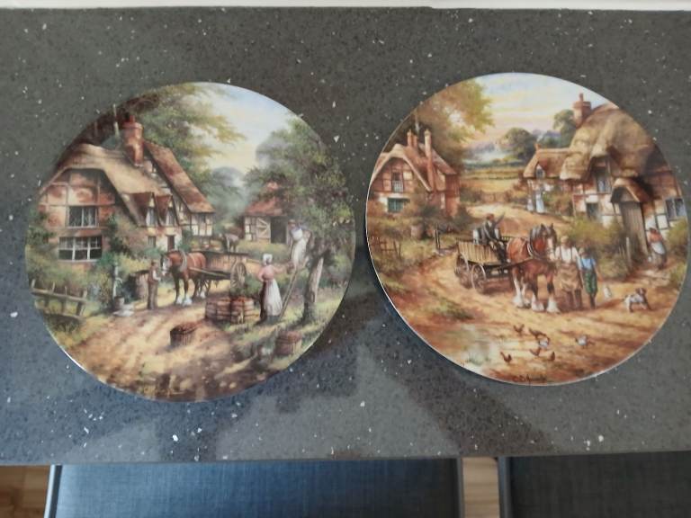 Wedgewood decorative plates