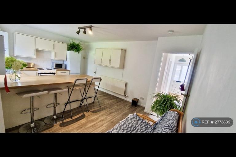 4 bedroom house in Hanover Street, Cheltenham, GL50 (4 bed) (#2773839)