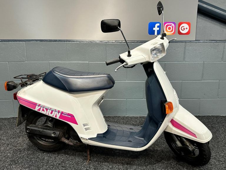 1988 HONDA VISION - 1 OWNER - ALL OEM ORIGINAL BIKE - NE50MFF