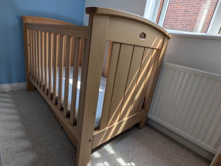 Boori Cot/Cot Bed – Good Condition